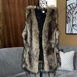 Divided by H&M, faux fur vest, size medium